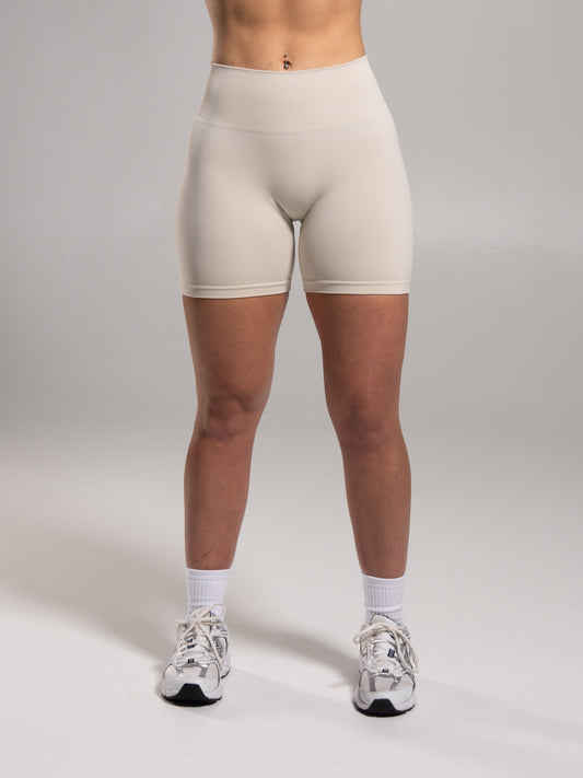 Pump Mid Rise Short - Wheat